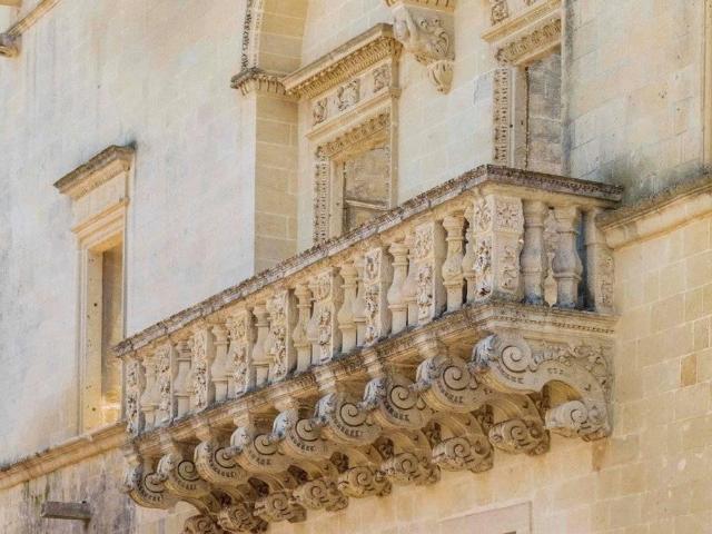 Palazzo di 2119 m² in vendita Vernole, Puglia