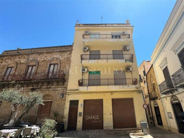 Palazzo di 382 mq a Sciacca Sciacca