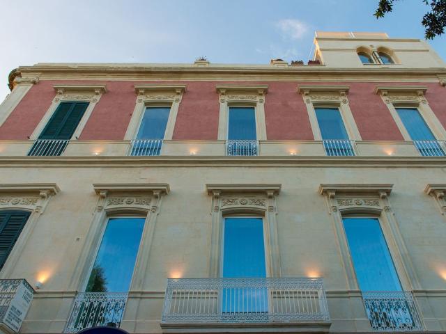 Palazzo di 700 m² in vendita Vico Dei Fieschi, Lecce, Puglia