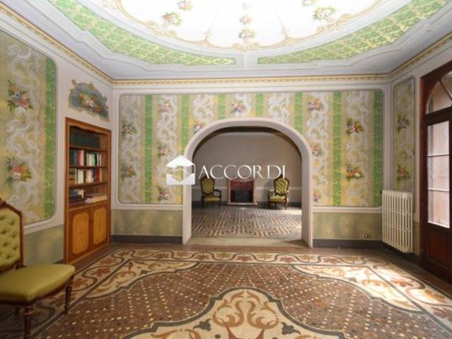 PALAZZO di 700 mq VITTORIO VENETO rif. GA14
