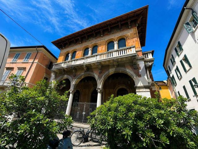 Palazzo in affitto a Brescia