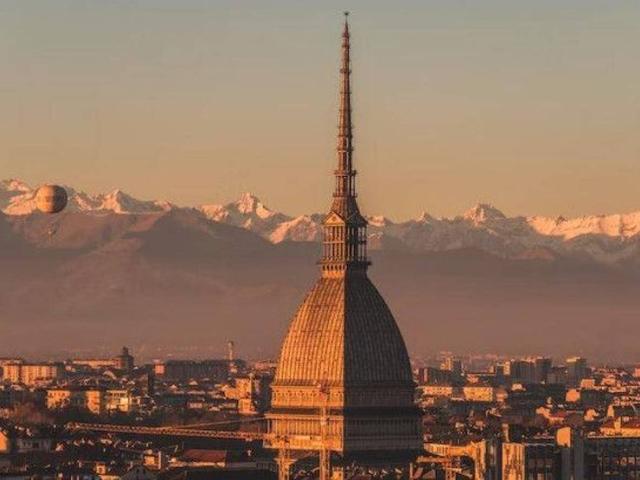 Palazzo in vendita a Torino