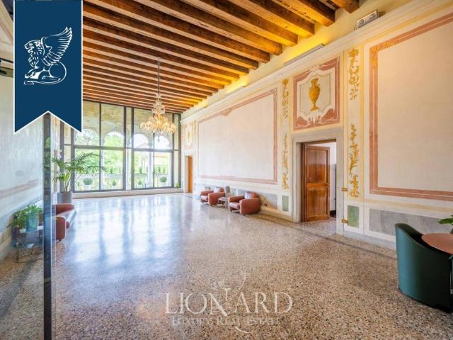 Palazzo in vendita a Treviso, Piazza dei Signori