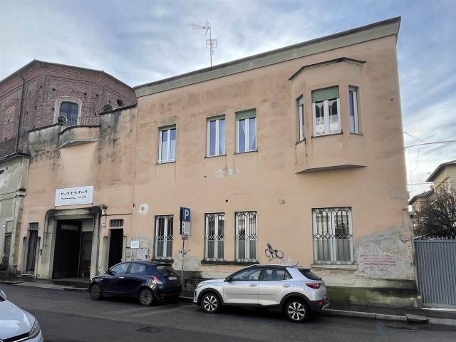 Palazzo in vendita a Vigevano