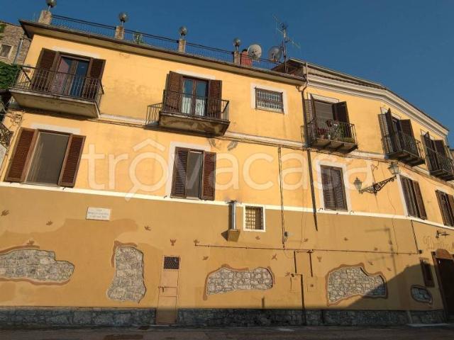 Palazzo in vendita a Viggianello corso de Filpo Senatore