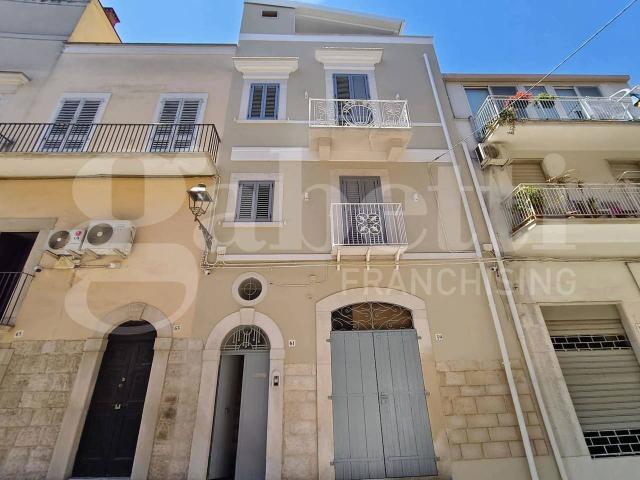 Palazzo in vendita a Andria