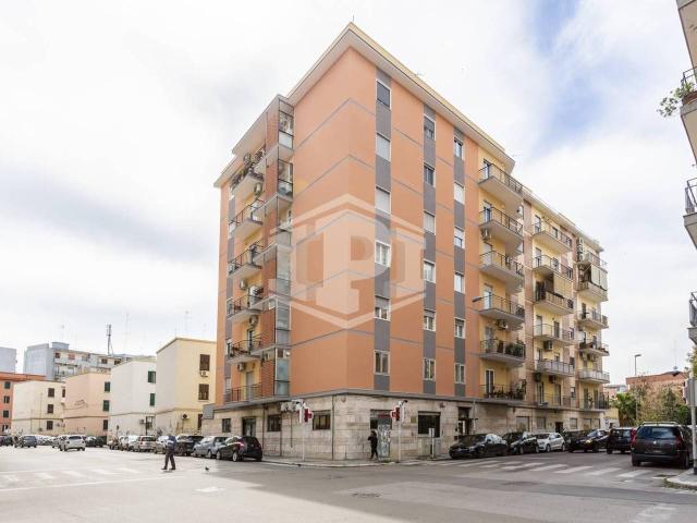 Palazzo in vendita a Bari