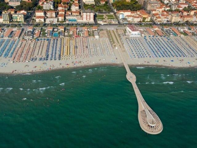 Palazzo in vendita a Camaiore
