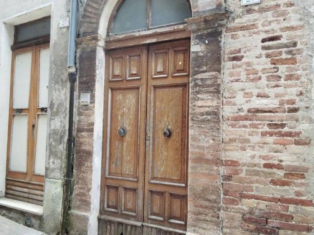 Palazzo in vendita a Cerreto D'Esi