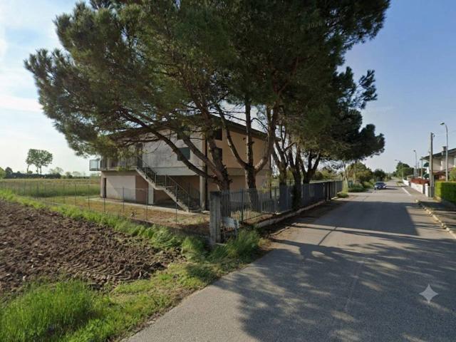 Palazzo in vendita a Eraclea