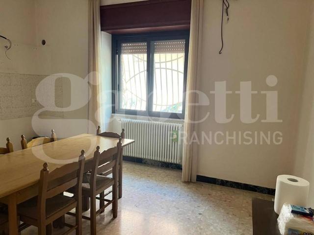 Palazzo in vendita a Grottaglie