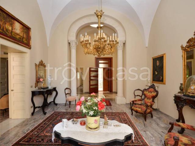 Palazzo in vendita a Lecce piazza Duomo, Centro Storico