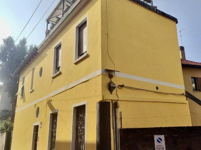 Palazzo in vendita a Milano