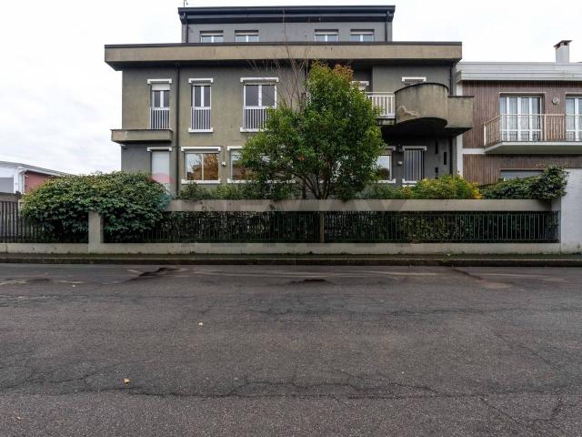 Palazzo in vendita a Milano