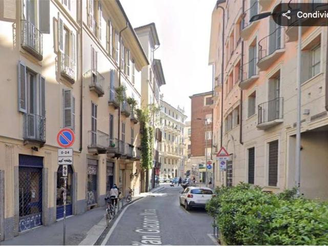 Palazzo in vendita a Milano via Torino, Carrobbio