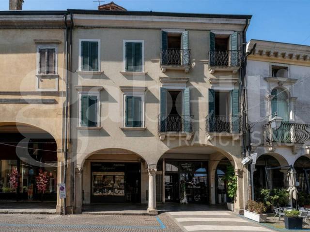 Palazzo in vendita a Montagnana