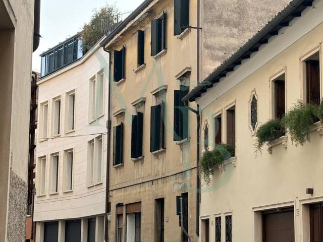 Palazzo in vendita a Padova