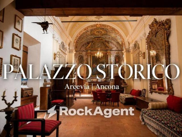Palazzo in vendita a Palazzo, Arcevia
