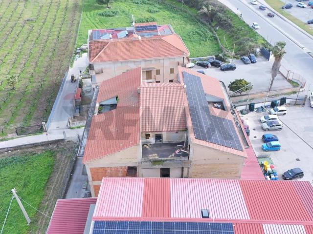 Palazzo in vendita a Partinico