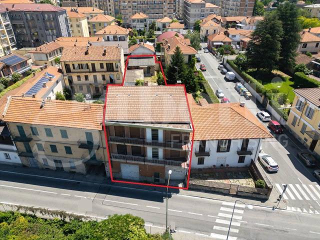Palazzo in vendita a Pinerolo