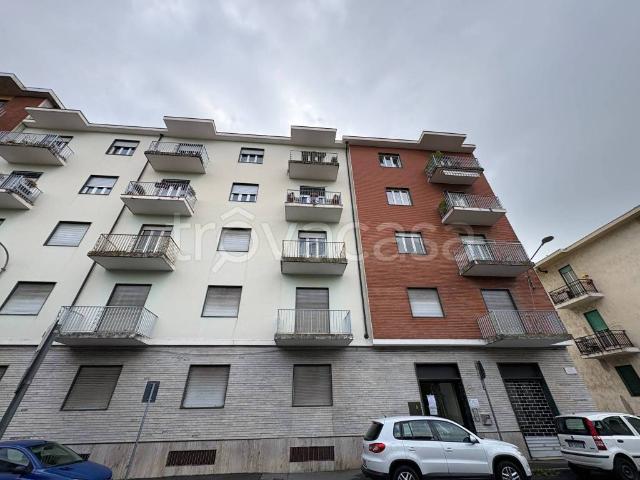 Palazzo in vendita a Pinerolo via Montebello, 39