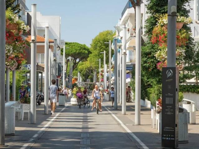 Palazzo in vendita a Riccione