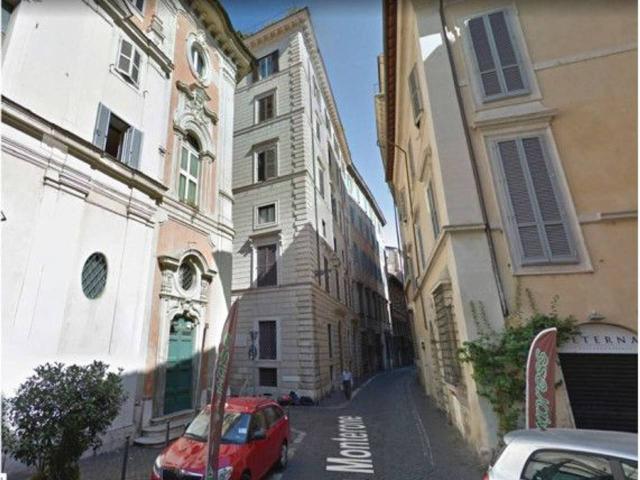 Palazzo in vendita a Roma