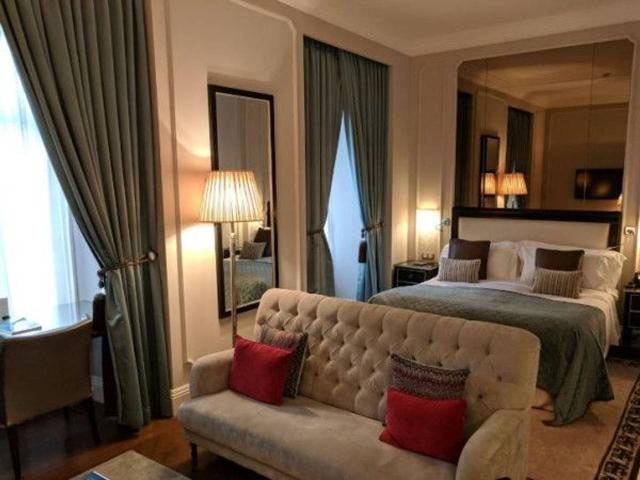 Palazzo in vendita a Roma