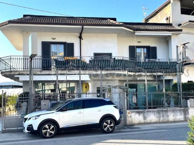 Palazzo in vendita a Santa Maria a Vico via San Marco