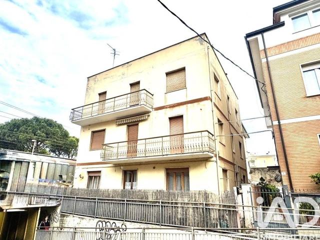Palazzo in vendita a San Benedetto Del Tronto