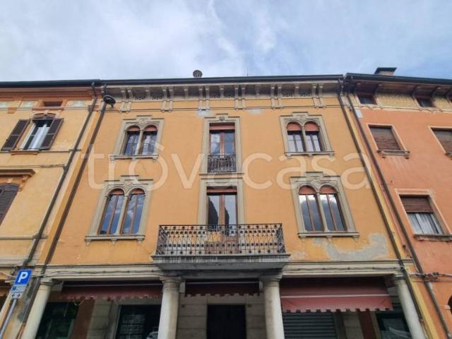 Palazzo in vendita a San Martino in Rio