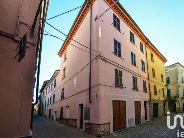 Palazzo in vendita a Saliceto