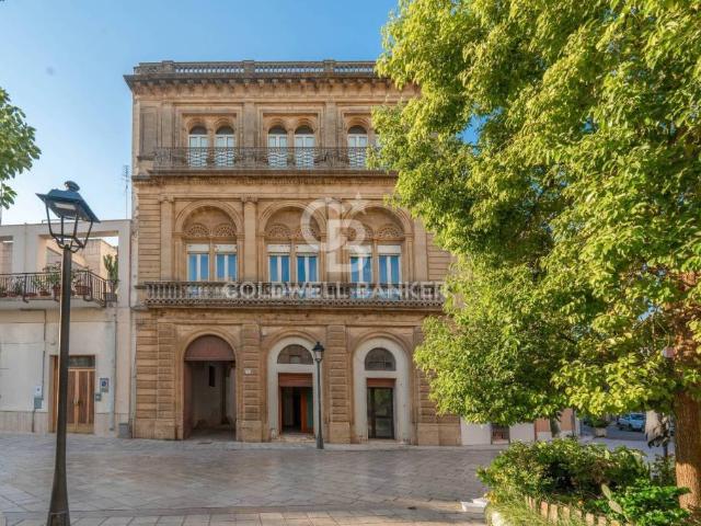 Palazzo in vendita ad Aradeo viale della Repubblica