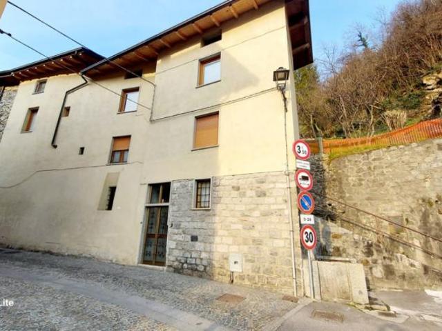 Palazzo in Via Guglielmo Marconi