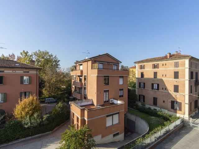 Palazzo Pedretti Palazzo Pedretti 102, Bologna Amsterdam Apartments for Rent