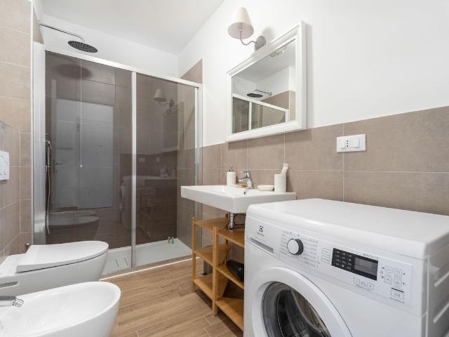 Palazzo Pedretti 205, Bologna Amsterdam Apartments for Rent