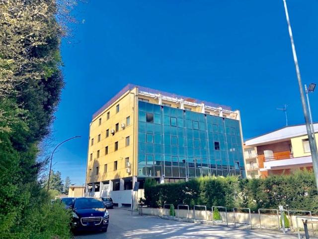 Palazzo / Stabile in affitto a Benevento BN