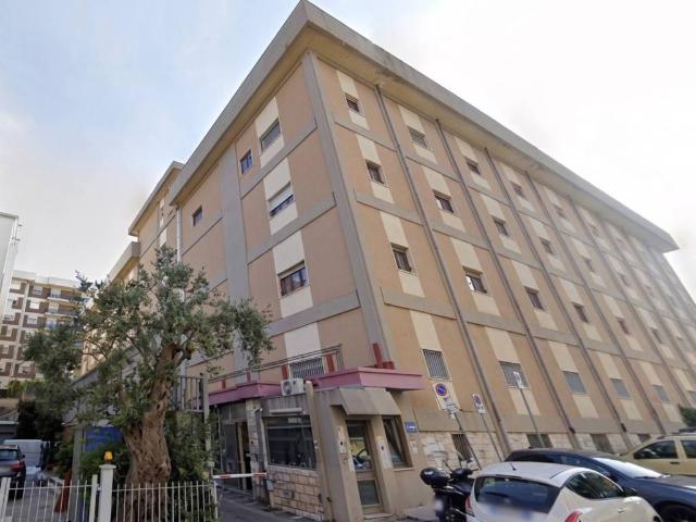 Palazzo / Stabile in affitto a Catanzaro CZ
