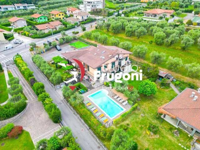 Palazzo / Stabile in vendita a Manerba del Garda BS