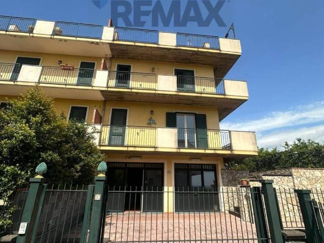 Palazzo / Stabile in vendita a Mascali CT