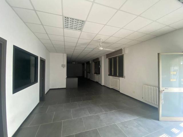 Palazzo / Stabile in vendita a Maranello MO