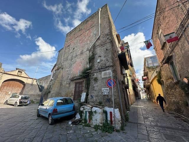 Palazzo / Stabile in vendita a Marano di Napoli NA