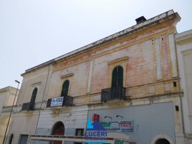 Palazzo / Stabile in vendita a Matino LE