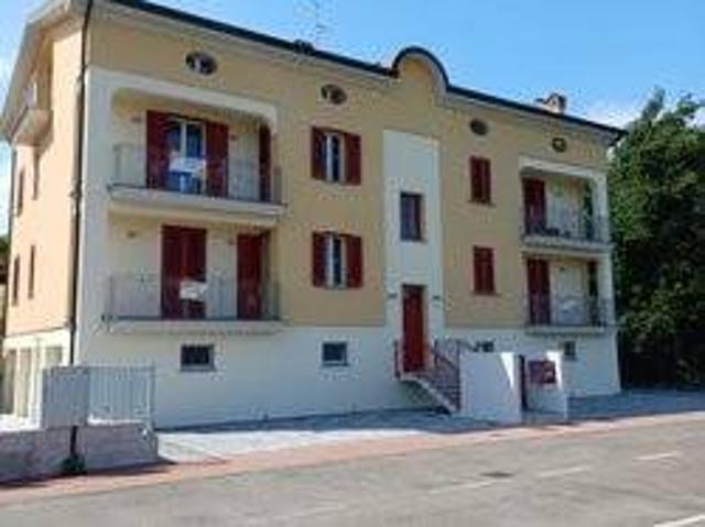 Palazzo / Stabile in vendita a Medesano PR