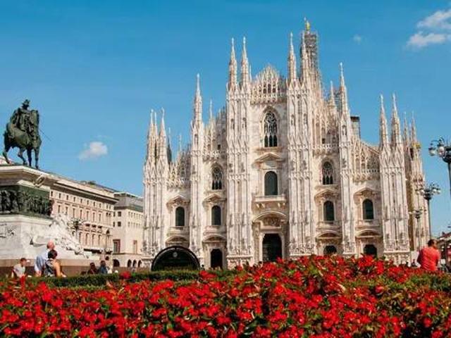 Palazzo / Stabile in vendita a Milano MI