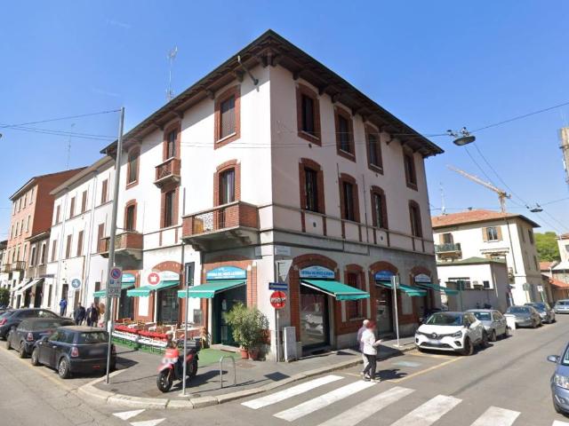 Palazzo / Stabile in vendita a Milano MI