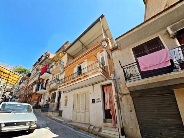 Palazzo / Stabile in vendita a Misilmeri PA