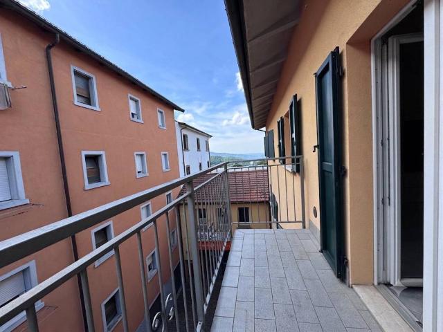 Palazzo / Stabile in vendita a Monghidoro BO
