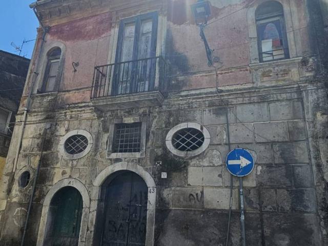 Palazzo / Stabile in vendita a Montoro AV