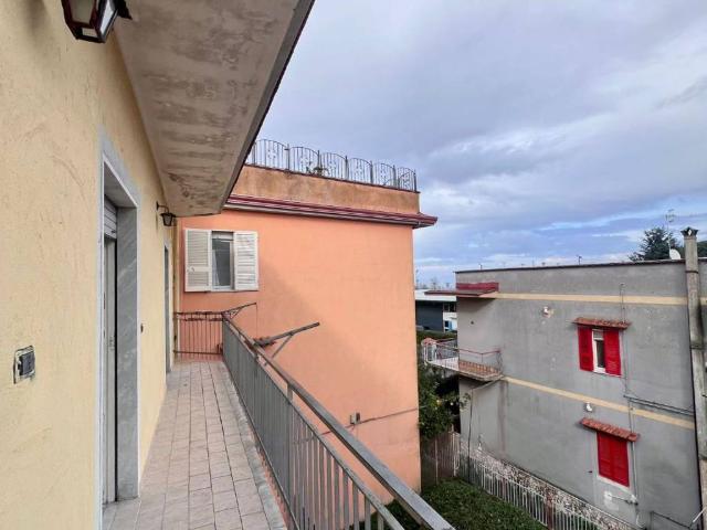 Palazzo / Stabile in vendita a Napoli NA